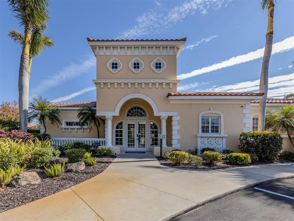 Active With Contract: $639,900 (3 beds, 2 baths, 1813 Square Feet)