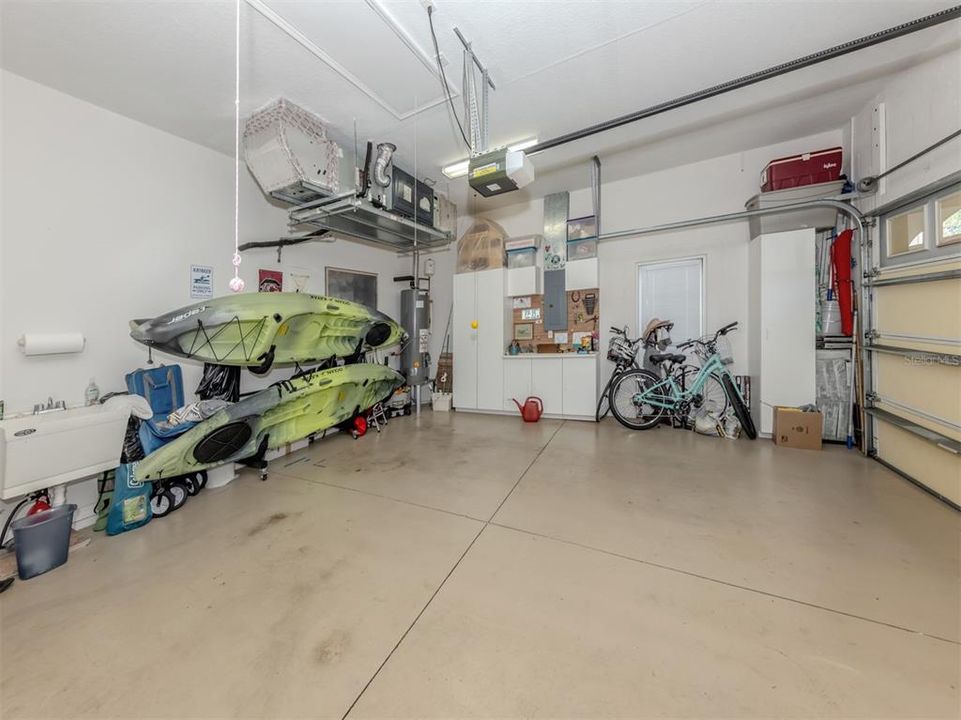 Active With Contract: $639,900 (3 beds, 2 baths, 1813 Square Feet)