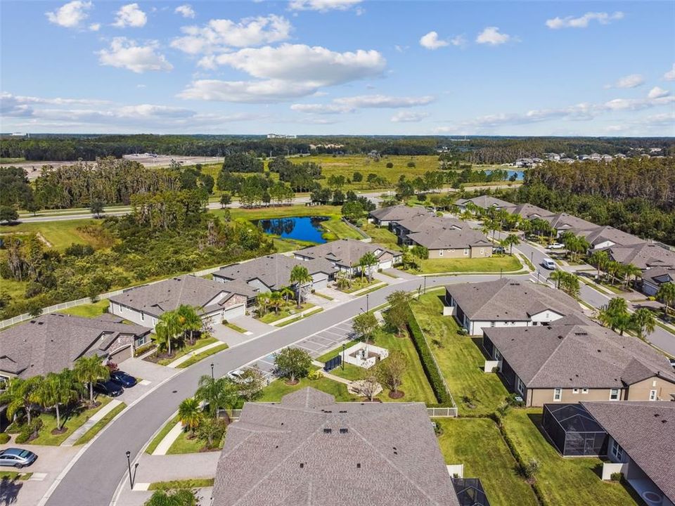 合同活跃: $413,200 (3 贝兹, 2 浴室, 1824 平方英尺)