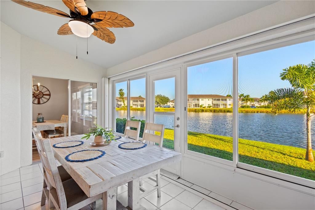 For Sale: $275,000 (2 beds, 2 baths, 1095 Square Feet)