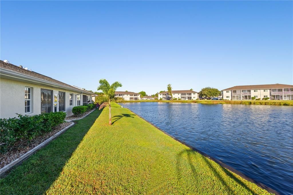 For Sale: $275,000 (2 beds, 2 baths, 1095 Square Feet)