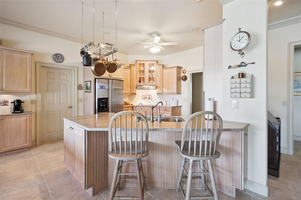 For Sale: $846,000 (3 beds, 2 baths, 3177 Square Feet)