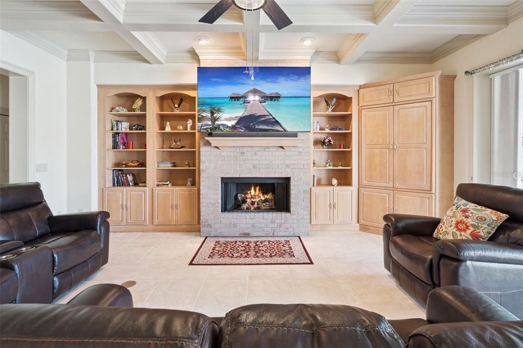 For Sale: $846,000 (3 beds, 2 baths, 3177 Square Feet)