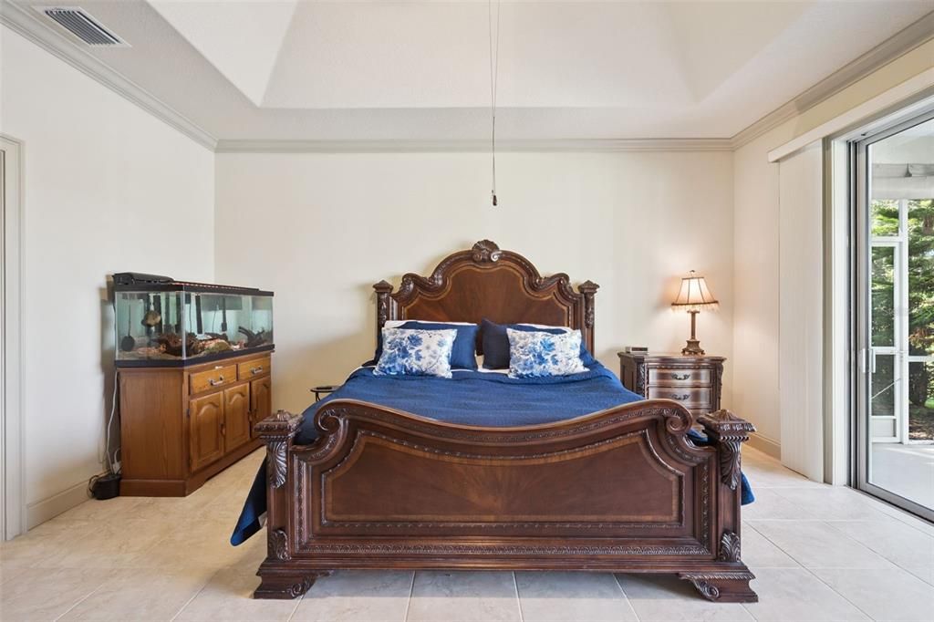 For Sale: $846,000 (3 beds, 2 baths, 3177 Square Feet)