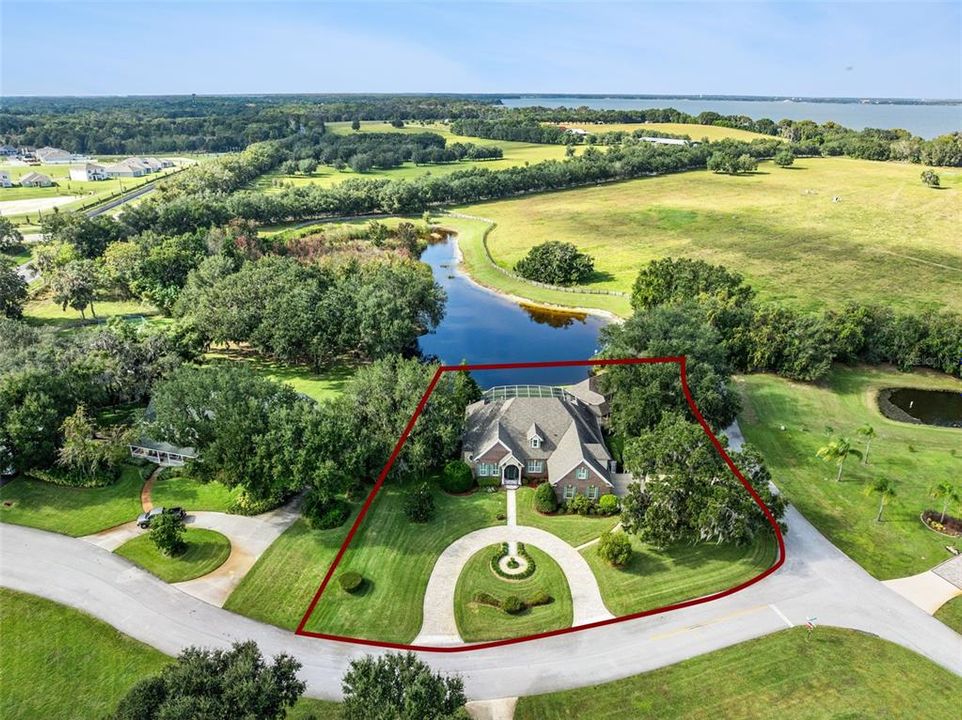 For Sale: $846,000 (3 beds, 2 baths, 3177 Square Feet)