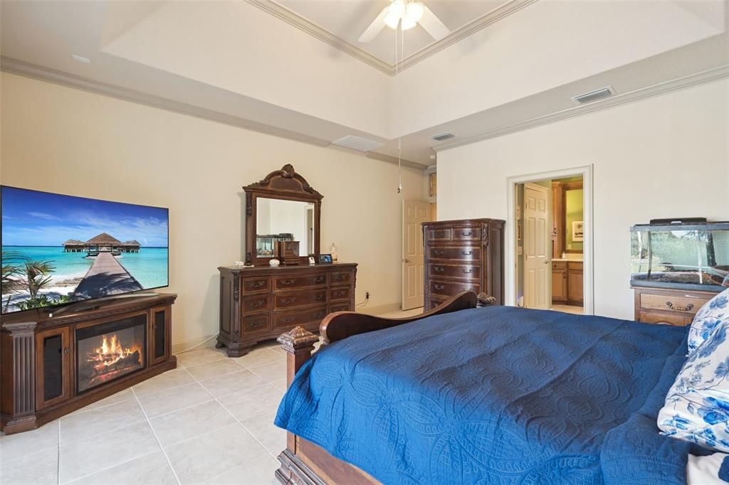 For Sale: $846,000 (3 beds, 2 baths, 3177 Square Feet)