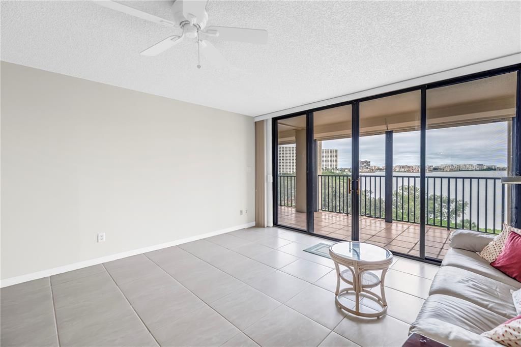 For Sale: $388,500 (2 beds, 2 baths, 1430 Square Feet)