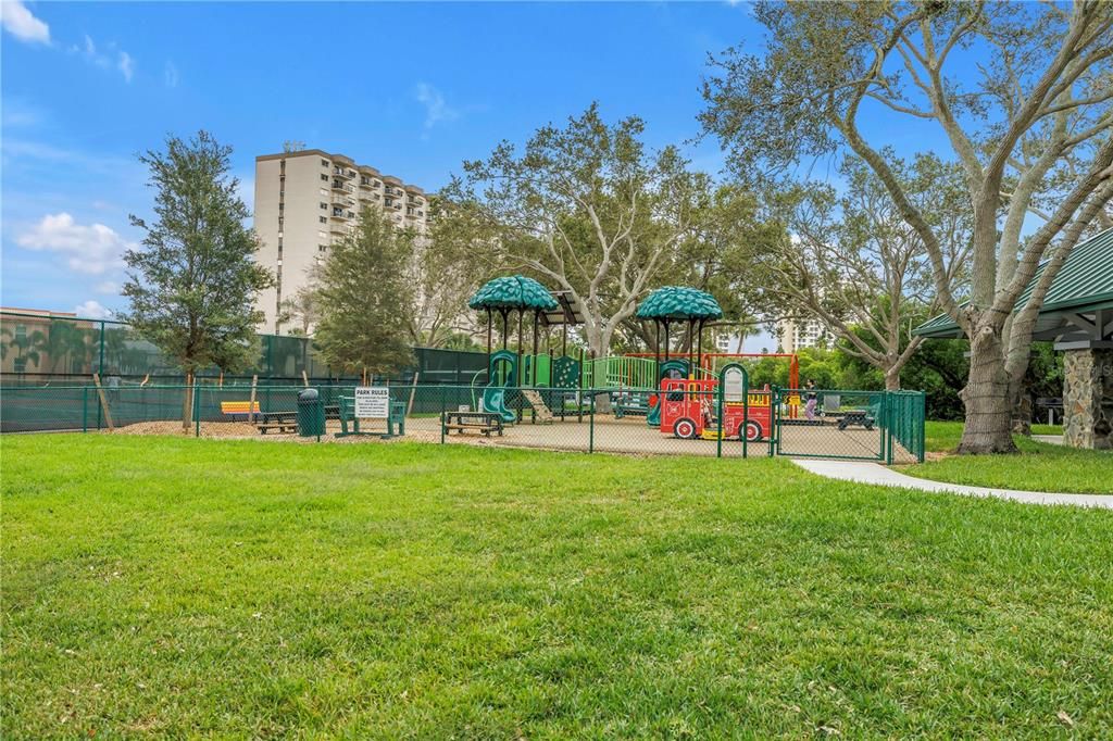 For Sale: $388,500 (2 beds, 2 baths, 1430 Square Feet)