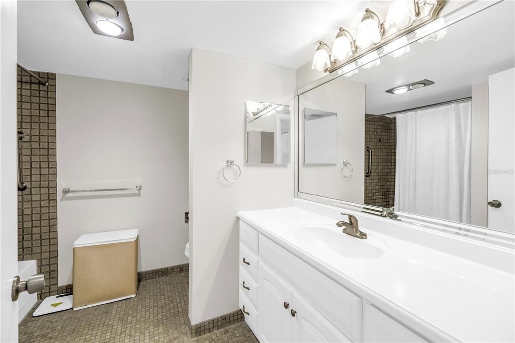 For Sale: $388,500 (2 beds, 2 baths, 1430 Square Feet)