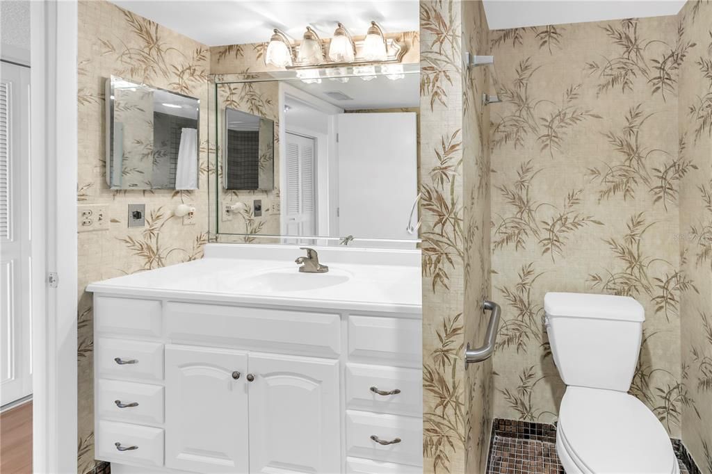 For Sale: $388,500 (2 beds, 2 baths, 1430 Square Feet)