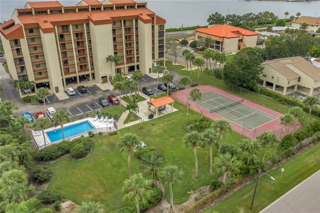 For Sale: $388,500 (2 beds, 2 baths, 1430 Square Feet)