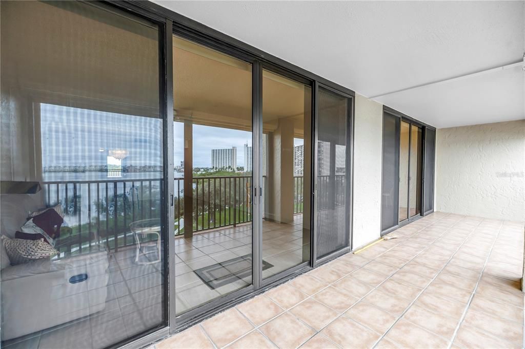 For Sale: $388,500 (2 beds, 2 baths, 1430 Square Feet)