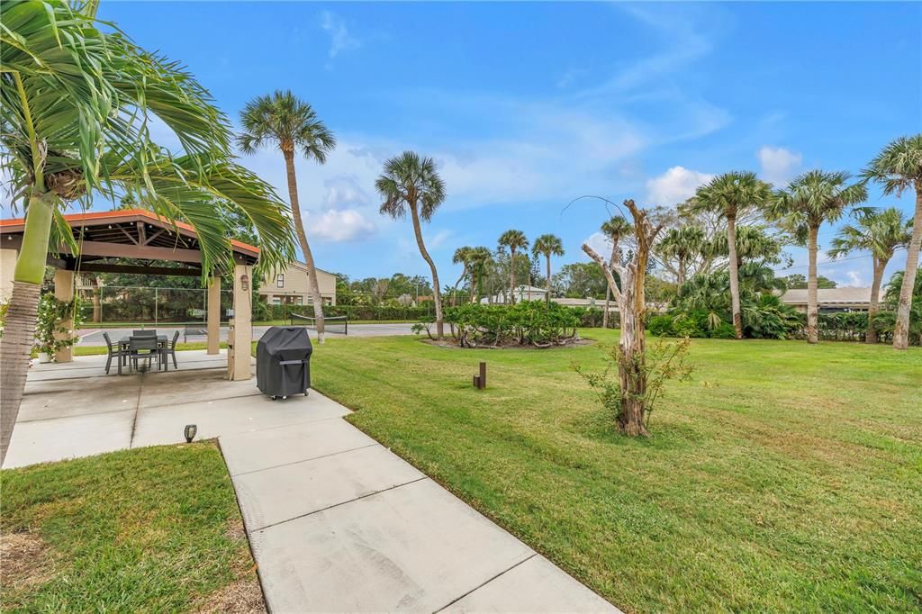 For Sale: $388,500 (2 beds, 2 baths, 1430 Square Feet)