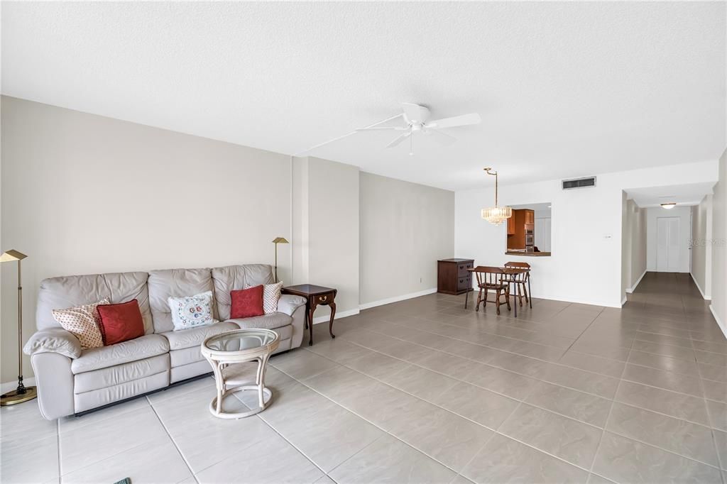 For Sale: $388,500 (2 beds, 2 baths, 1430 Square Feet)