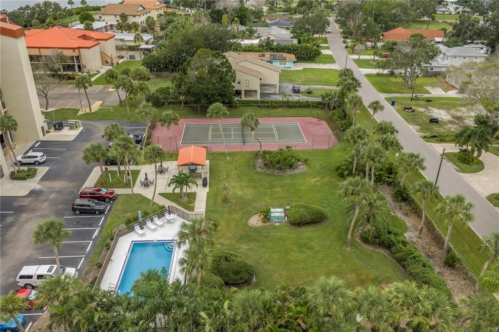 For Sale: $388,500 (2 beds, 2 baths, 1430 Square Feet)