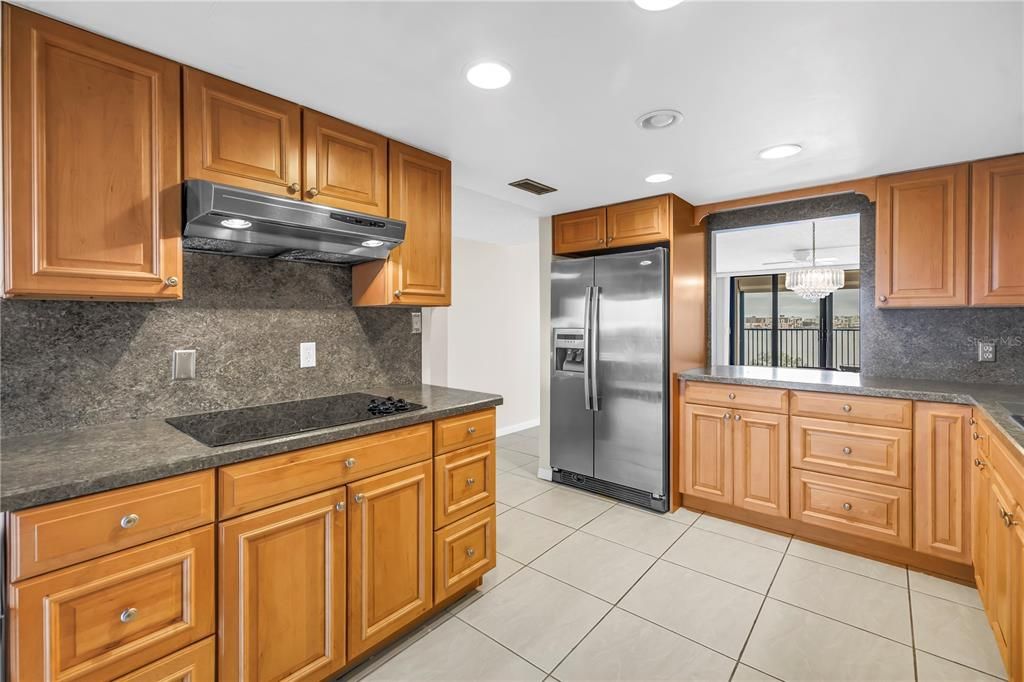 For Sale: $388,500 (2 beds, 2 baths, 1430 Square Feet)