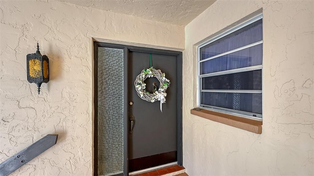 For Sale: $225,000 (2 beds, 2 baths, 1059 Square Feet)