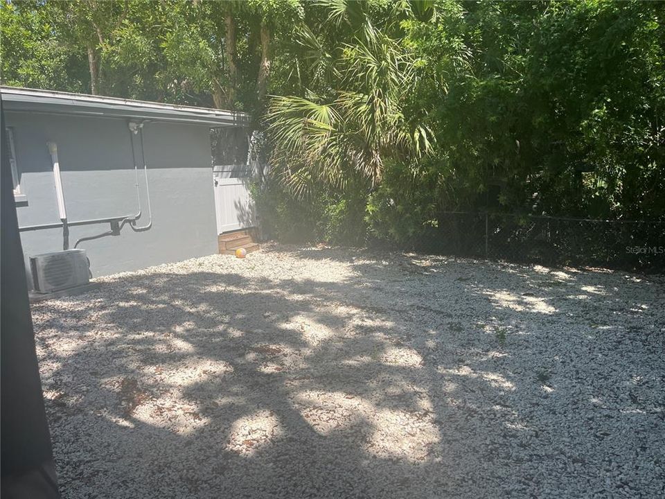 待售: $900,000 (0 贝兹, 0 浴室, 2354 平方英尺)