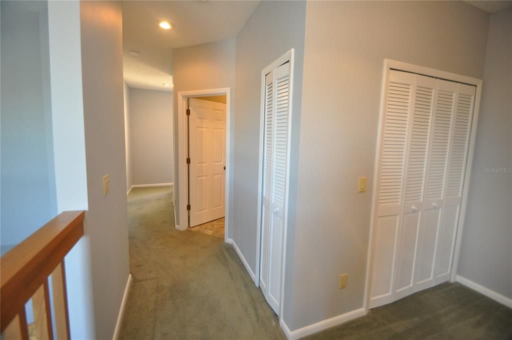 合同活跃: $2,300 (2 贝兹, 2 浴室, 1565 平方英尺)