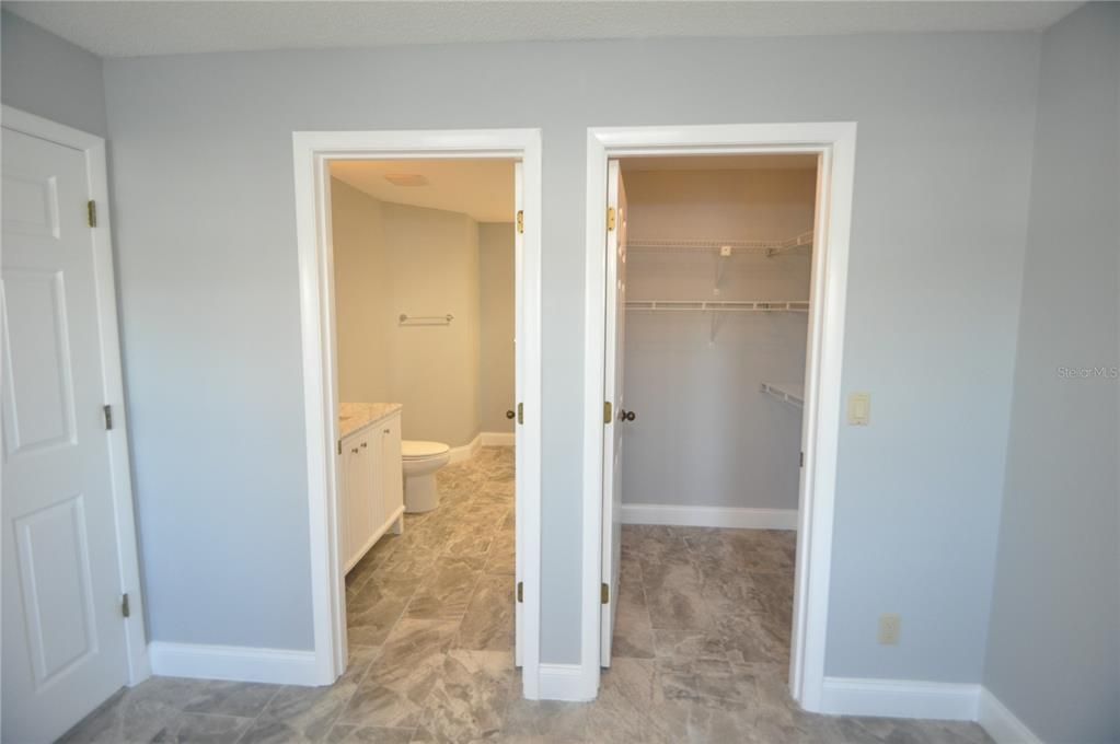 合同活跃: $2,300 (2 贝兹, 2 浴室, 1565 平方英尺)