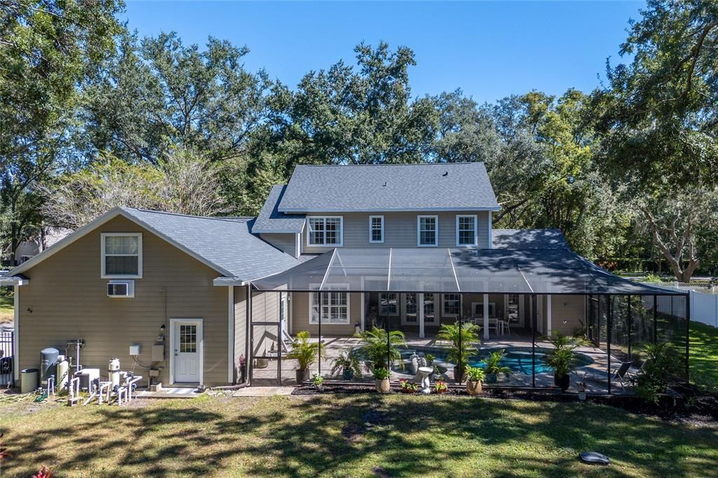 For Sale: $1,550,000 (5 beds, 4 baths, 4631 Square Feet)