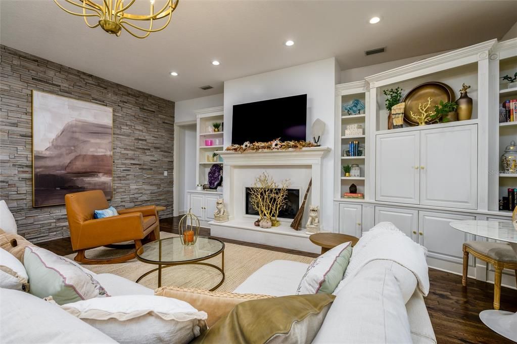 For Sale: $1,550,000 (5 beds, 4 baths, 4631 Square Feet)