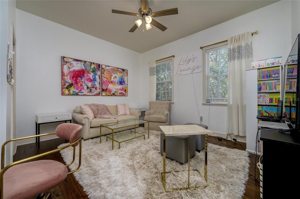 For Sale: $1,550,000 (5 beds, 4 baths, 4631 Square Feet)