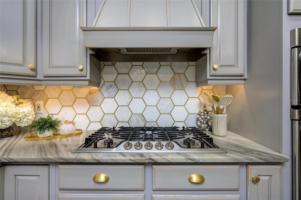 For Sale: $1,550,000 (5 beds, 4 baths, 4631 Square Feet)