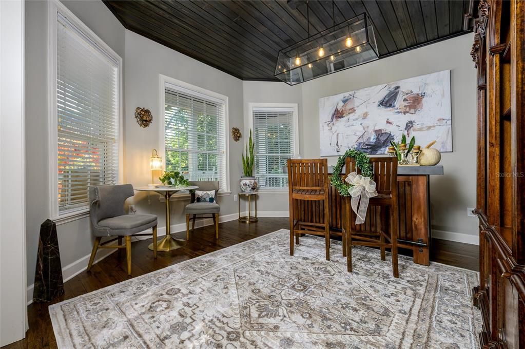 For Sale: $1,550,000 (5 beds, 4 baths, 4631 Square Feet)