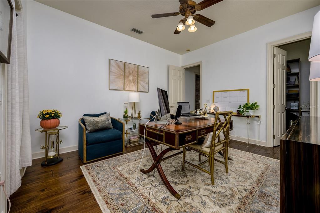 For Sale: $1,550,000 (5 beds, 4 baths, 4631 Square Feet)