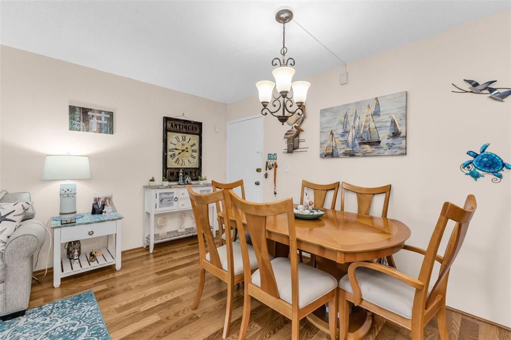 En Venta: $74,900 (1 camas, 1 baños, 672 Pies cuadrados)