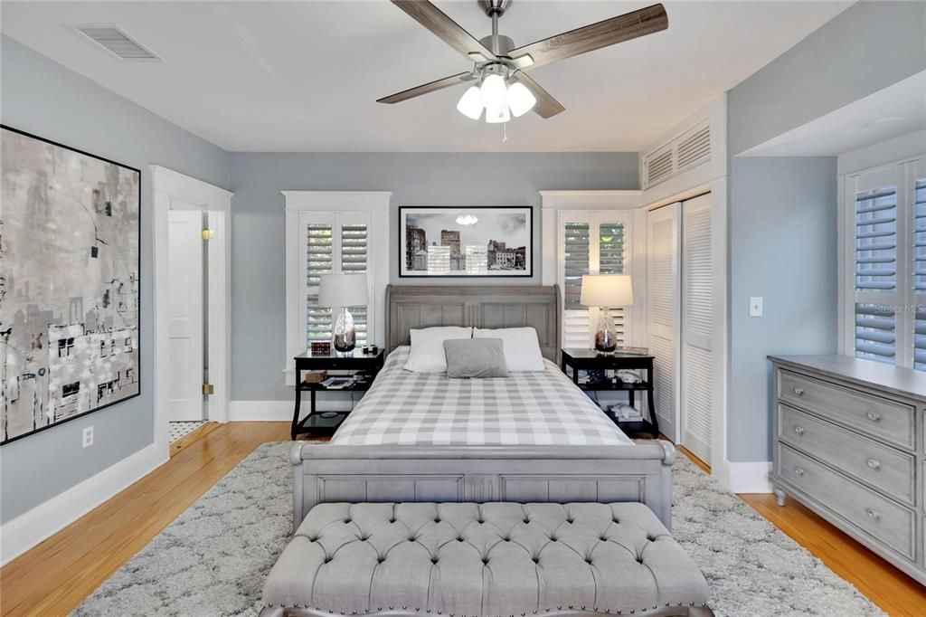 For Sale: $1,599,000 (4 beds, 3 baths, 2916 Square Feet)