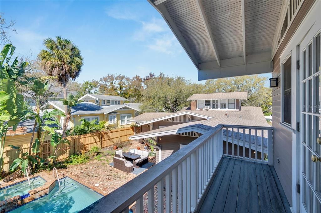 For Sale: $1,599,000 (4 beds, 3 baths, 2916 Square Feet)