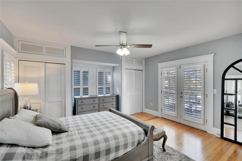 For Sale: $1,599,000 (4 beds, 3 baths, 2916 Square Feet)