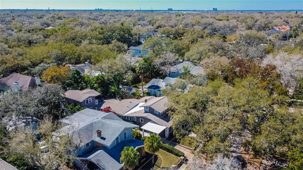 For Sale: $1,599,000 (4 beds, 3 baths, 2916 Square Feet)