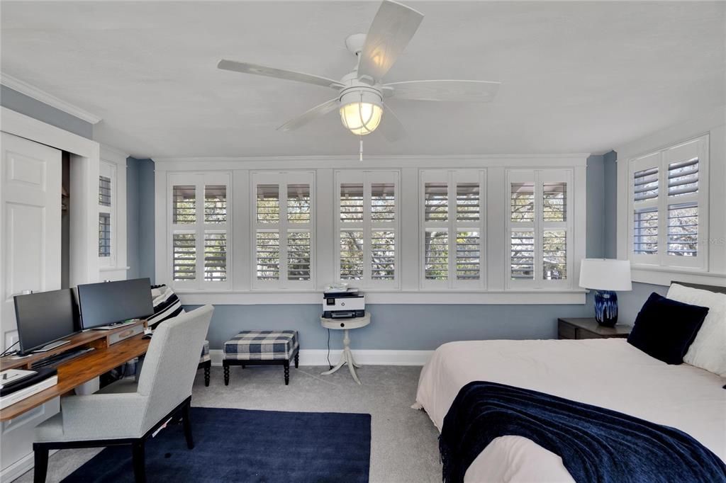 For Sale: $1,599,000 (4 beds, 3 baths, 2916 Square Feet)