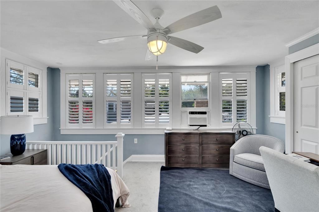 For Sale: $1,599,000 (4 beds, 3 baths, 2916 Square Feet)