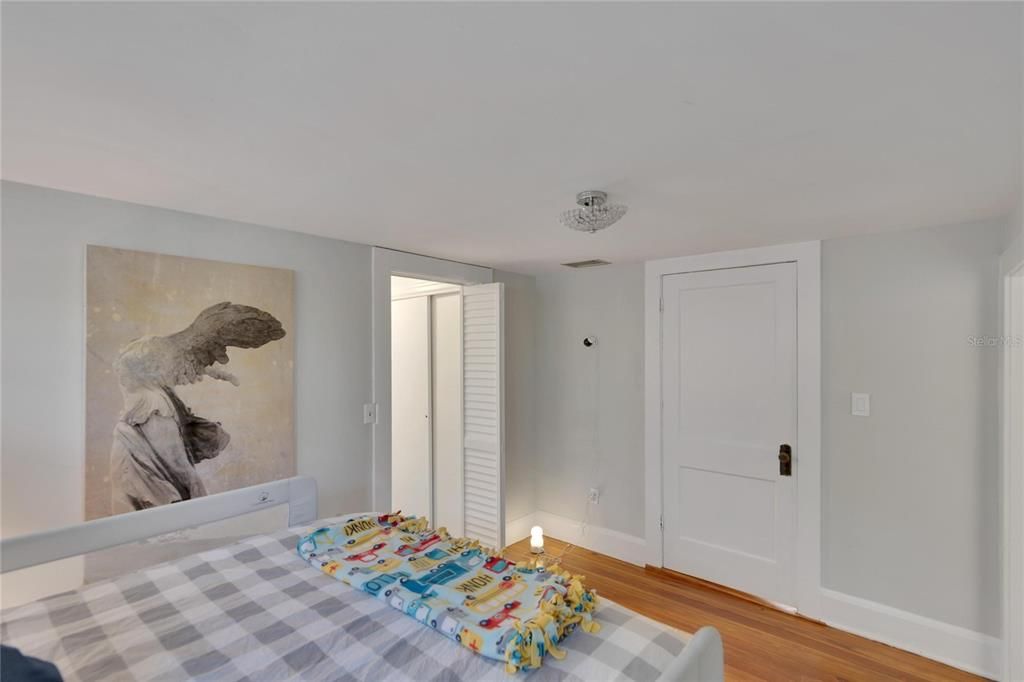 For Sale: $1,599,000 (4 beds, 3 baths, 2916 Square Feet)