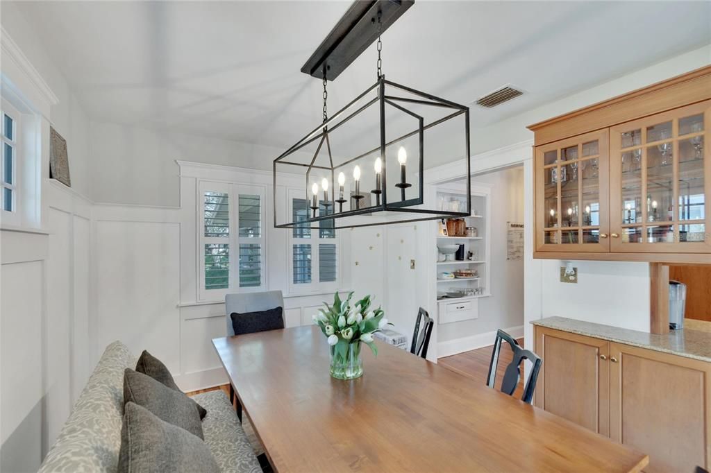 For Sale: $1,599,000 (4 beds, 3 baths, 2916 Square Feet)