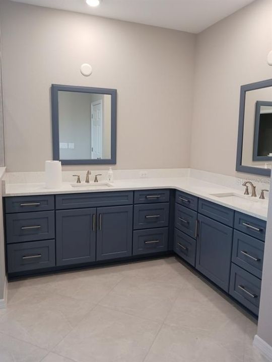 For Sale: $820,000 (4 beds, 4 baths, 4202 Square Feet)