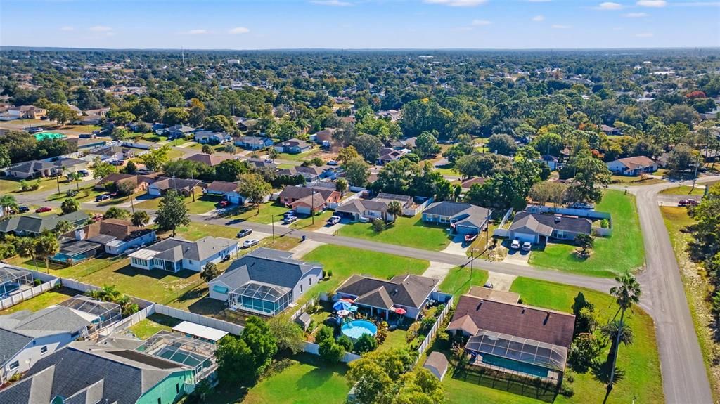 Active With Contract: $279,900 (3 beds, 2 baths, 1365 Square Feet)