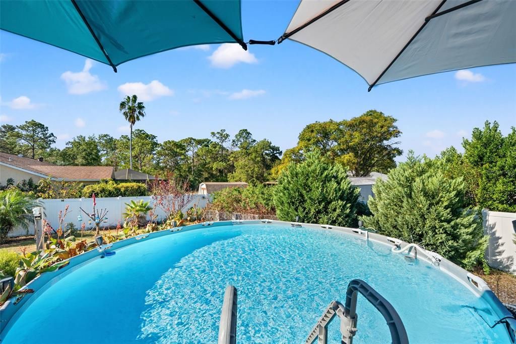 Active With Contract: $279,900 (3 beds, 2 baths, 1365 Square Feet)