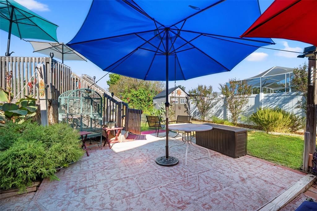 Active With Contract: $279,900 (3 beds, 2 baths, 1365 Square Feet)