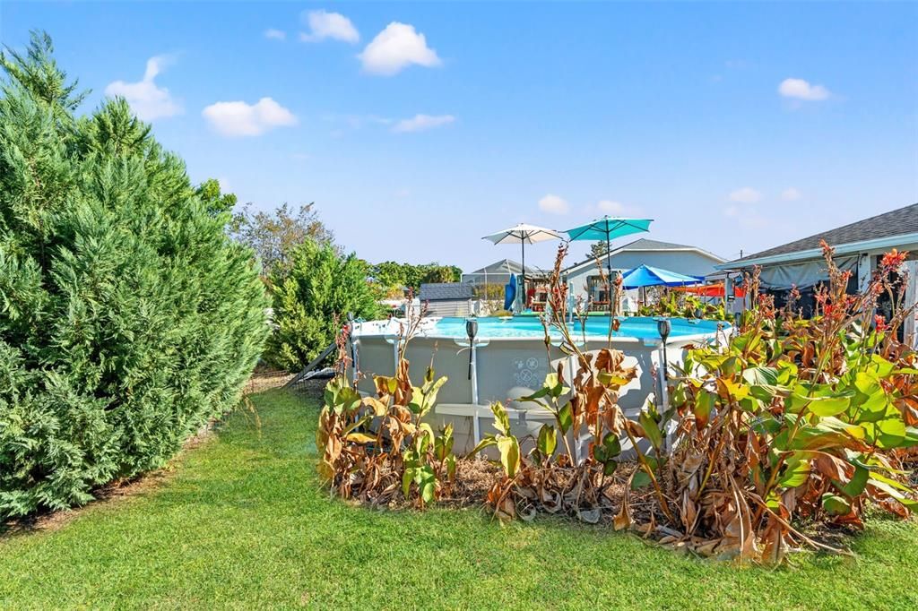 Active With Contract: $279,900 (3 beds, 2 baths, 1365 Square Feet)