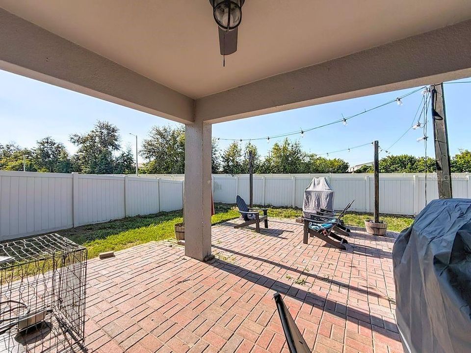 На продажу: $330,000 (3 спален, 2 ванн, 1720 Квадратных фут)