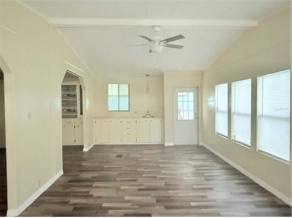 En Renta: $1,350 (2 camas, 2 baños, 1500 Pies cuadrados)