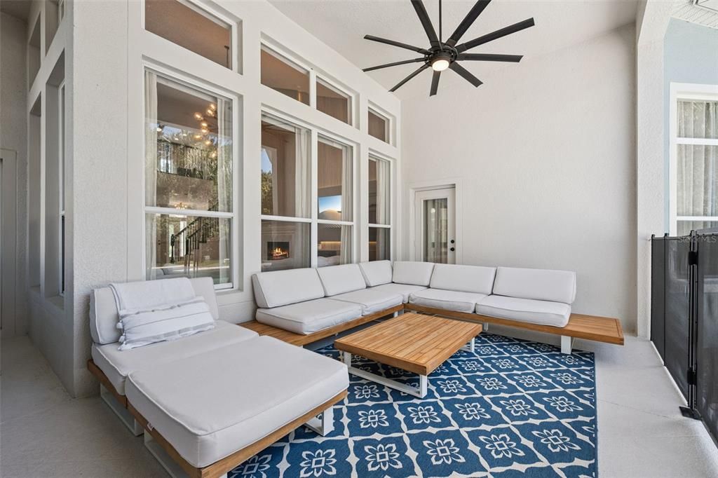 Activo con contrato: $799,900 (5 camas, 3 baños, 3548 Pies cuadrados)