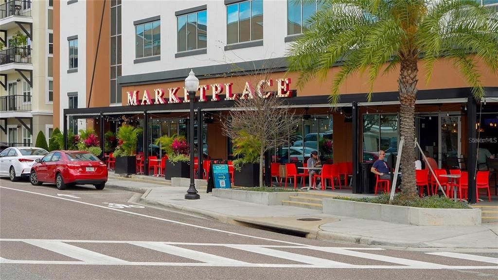 Activo con contrato: $799,900 (5 camas, 3 baños, 3548 Pies cuadrados)