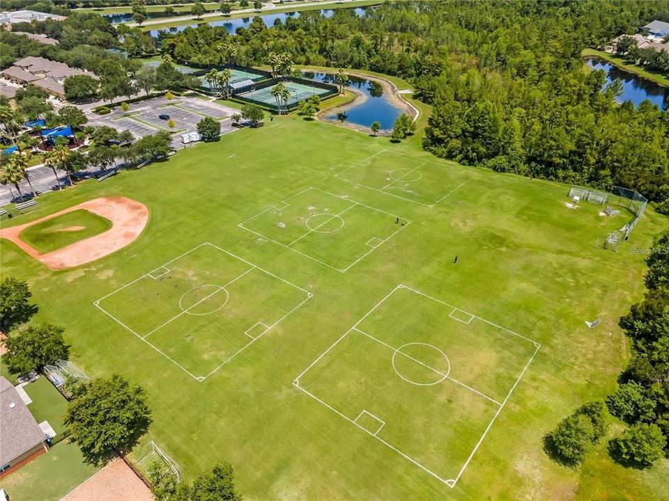 Activo con contrato: $799,900 (5 camas, 3 baños, 3548 Pies cuadrados)