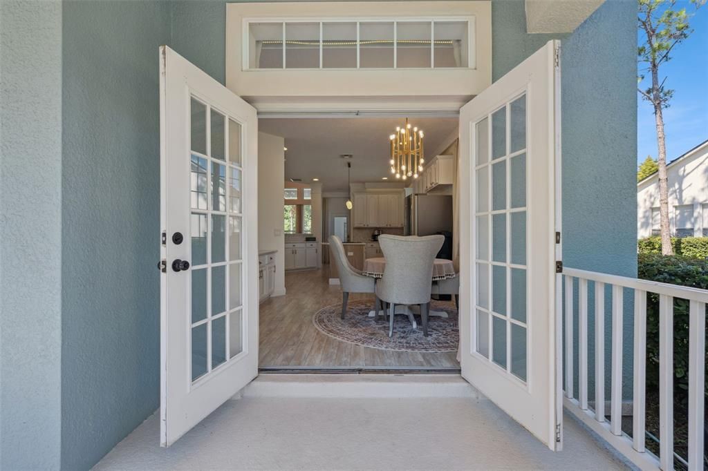 Activo con contrato: $799,900 (5 camas, 3 baños, 3548 Pies cuadrados)